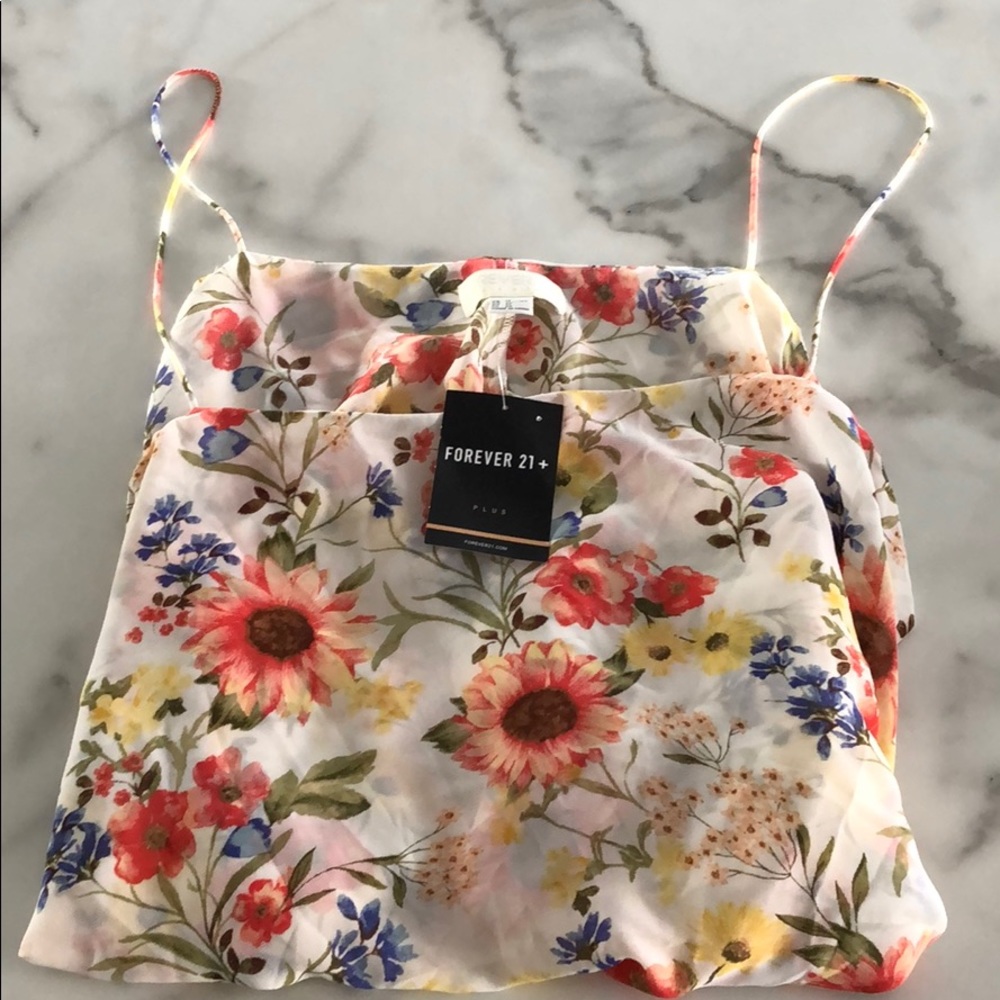 Women’s floral tank top